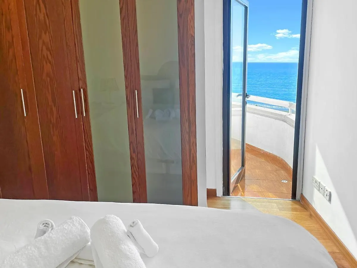 180° Seaview Apt. Right On Famous Beach Promenade Larnaca 0*,